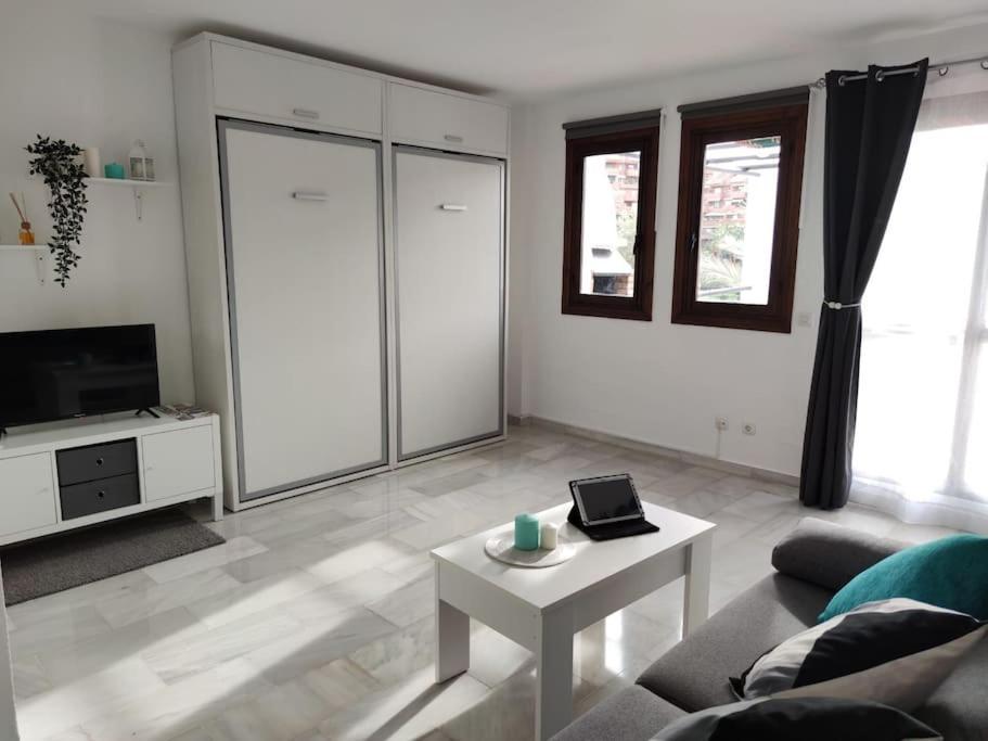 Apartamento Maika Benalsun Pueblo Evita Benalmádena Zewnętrze zdjęcie